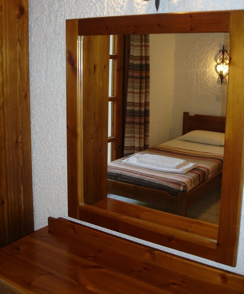Maria Suites Platanés Dış mekan fotoğraf
