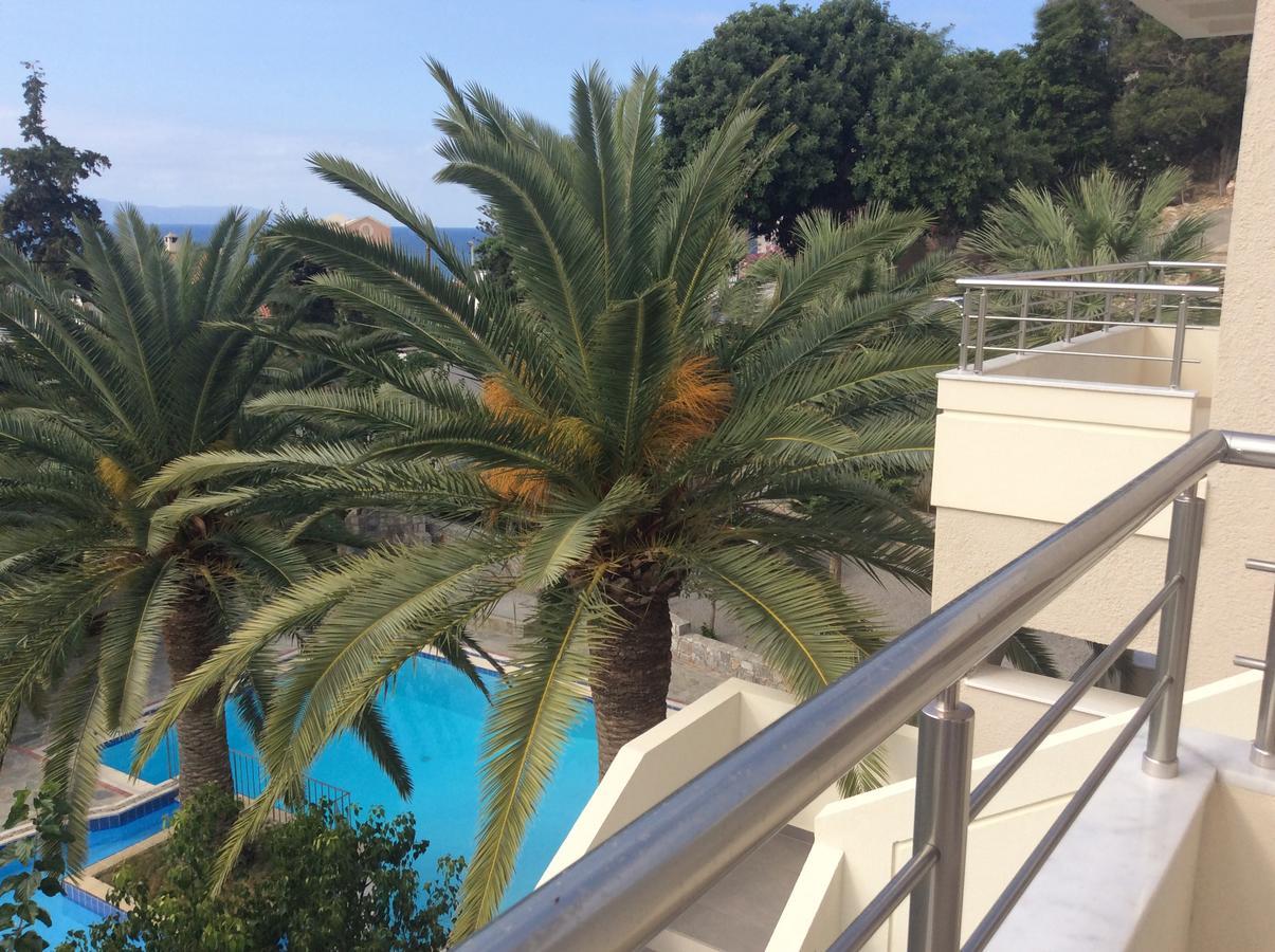 Maria Suites Platanés Dış mekan fotoğraf