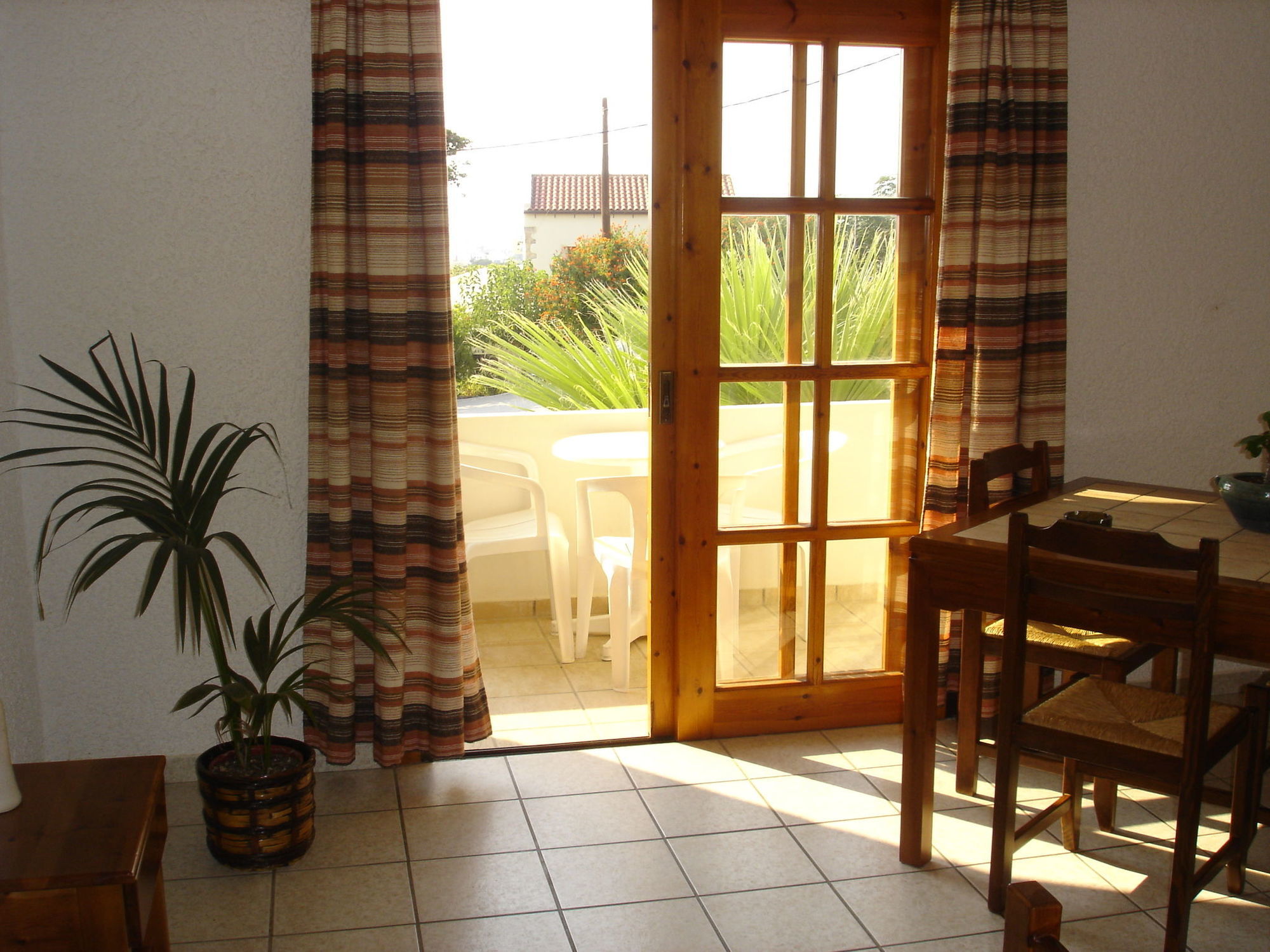Maria Suites Platanés Dış mekan fotoğraf