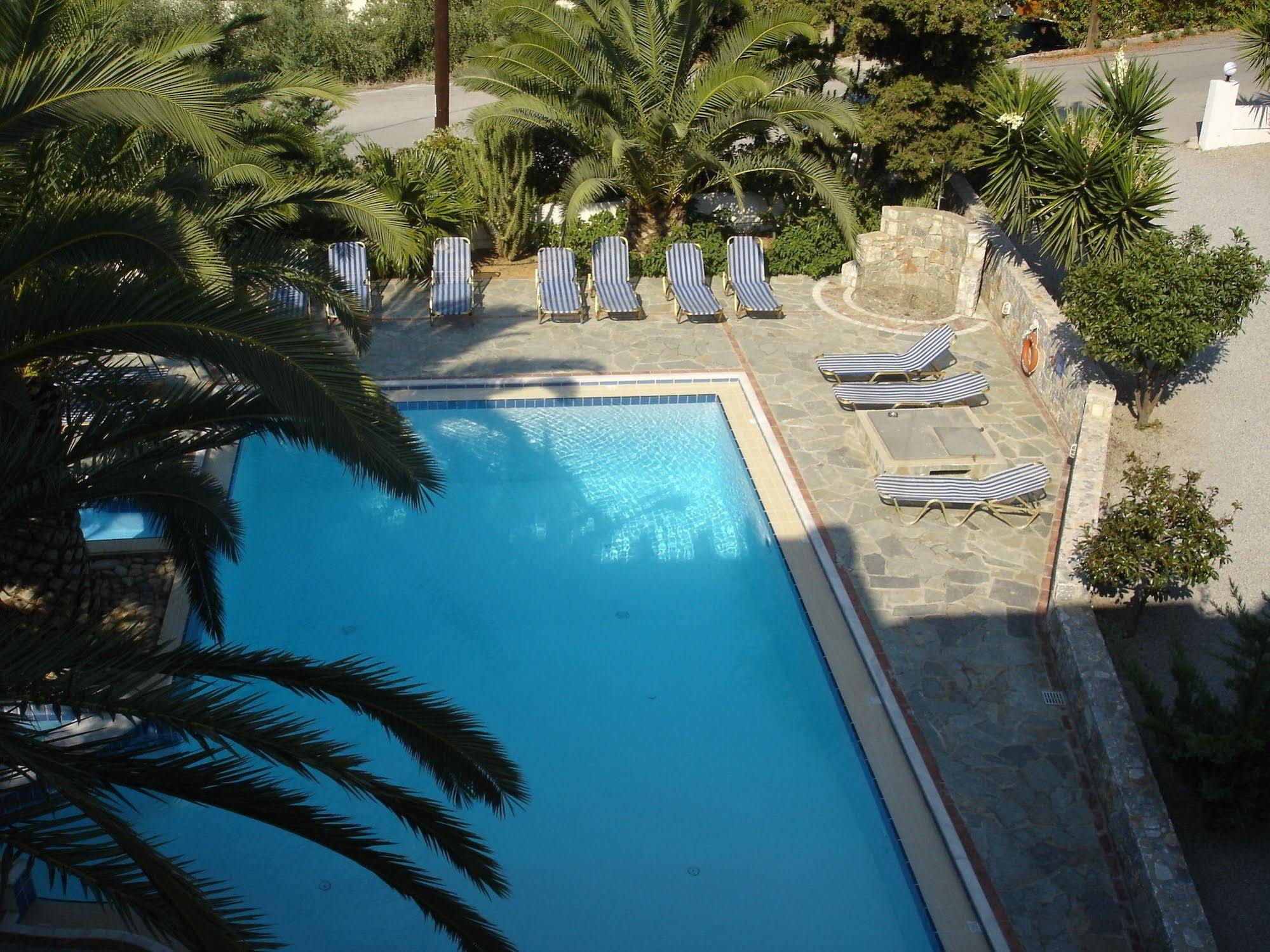 Maria Suites Platanés Dış mekan fotoğraf