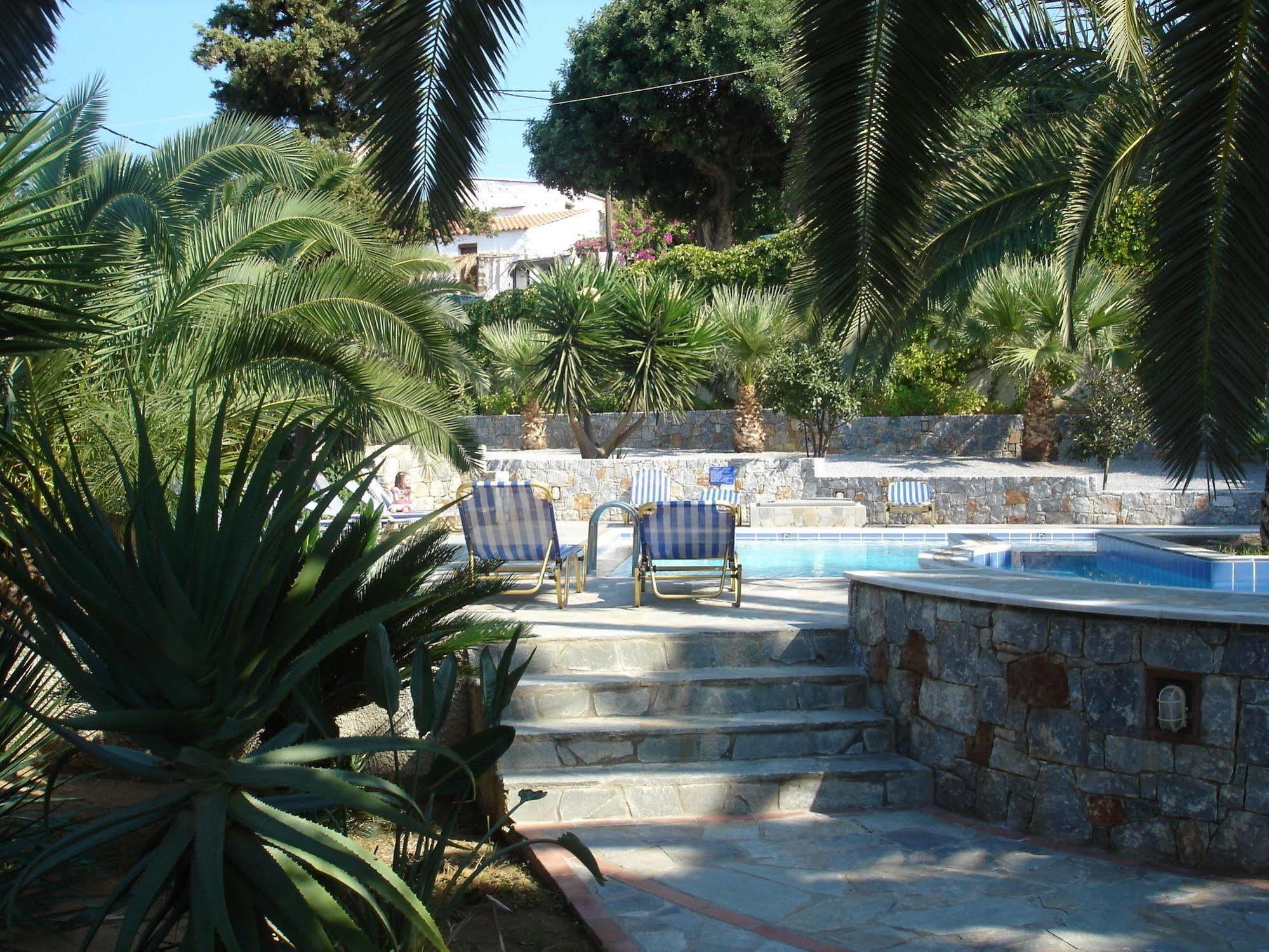 Maria Suites Platanés Dış mekan fotoğraf
